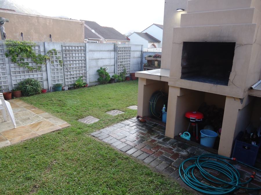 3 Bedroom Property for Sale in Muizenberg Western Cape